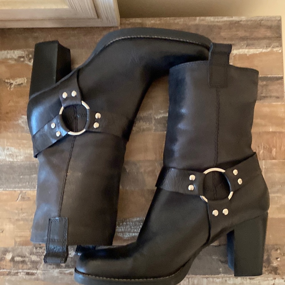 EUC SEXY 🔥 MIA Black Leather Biker Motorcycle Western Harness  Boots - 9M